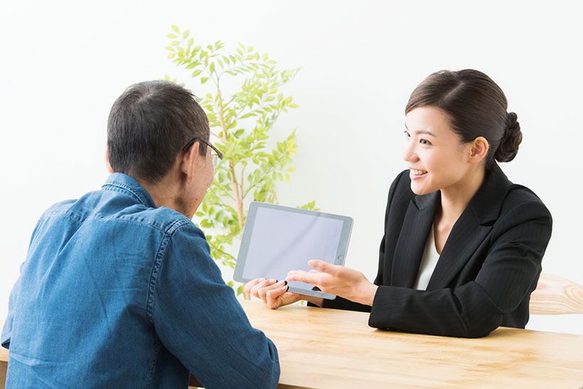 h2-01-customer-contact